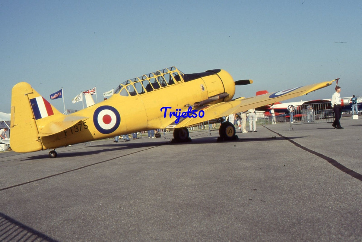 35mm Military Aircraft Slide Harvard FT375 RAF Boscombe Down 1992