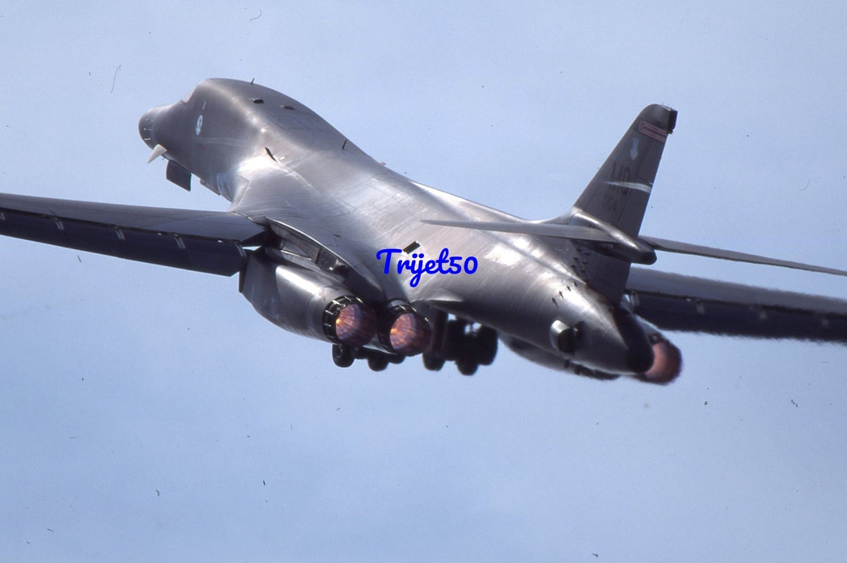 35mm Military Aircraft Slide B-1B Lancer 86104 USAF RIAT Cottesmore 2001