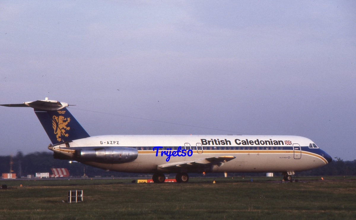 35mm Civil Aircaft Slide BAC 1-11 G-AZPZ British Caledonian Airways Gatwick