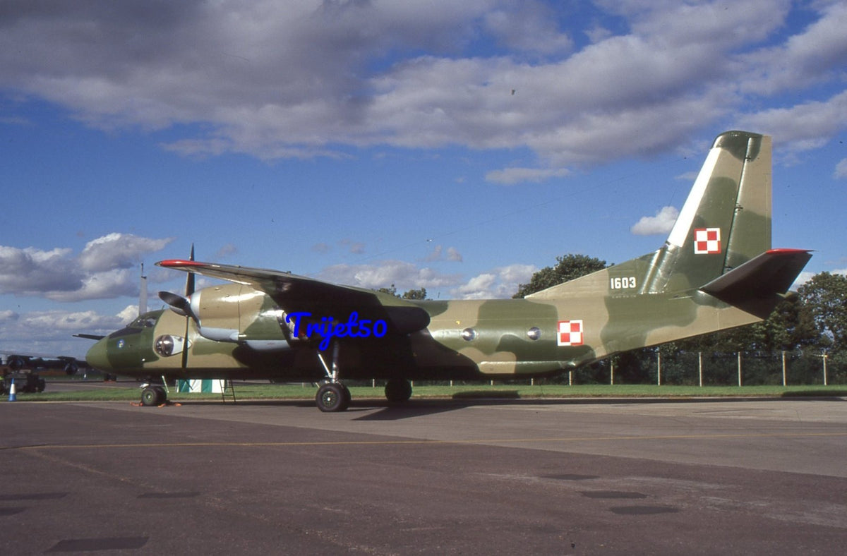 35mm Military Aircraft Slide Antonov An-26 1603 Polish Air Force RIAT Fairford 1998