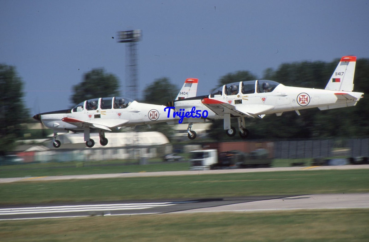 35mm Military Aircraft Slide Epsilon 11404 11417 Portuguese Air Force RIAT Fairford 2002