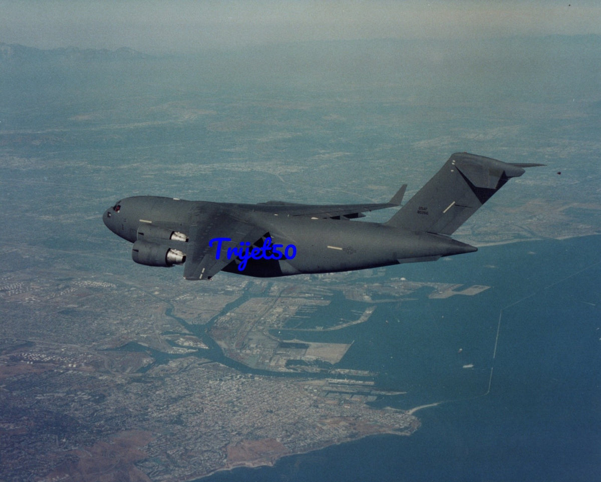 10X8 Colour Photo Boeing C-17 2nd Production Aircraft P2 Inaugural Flight