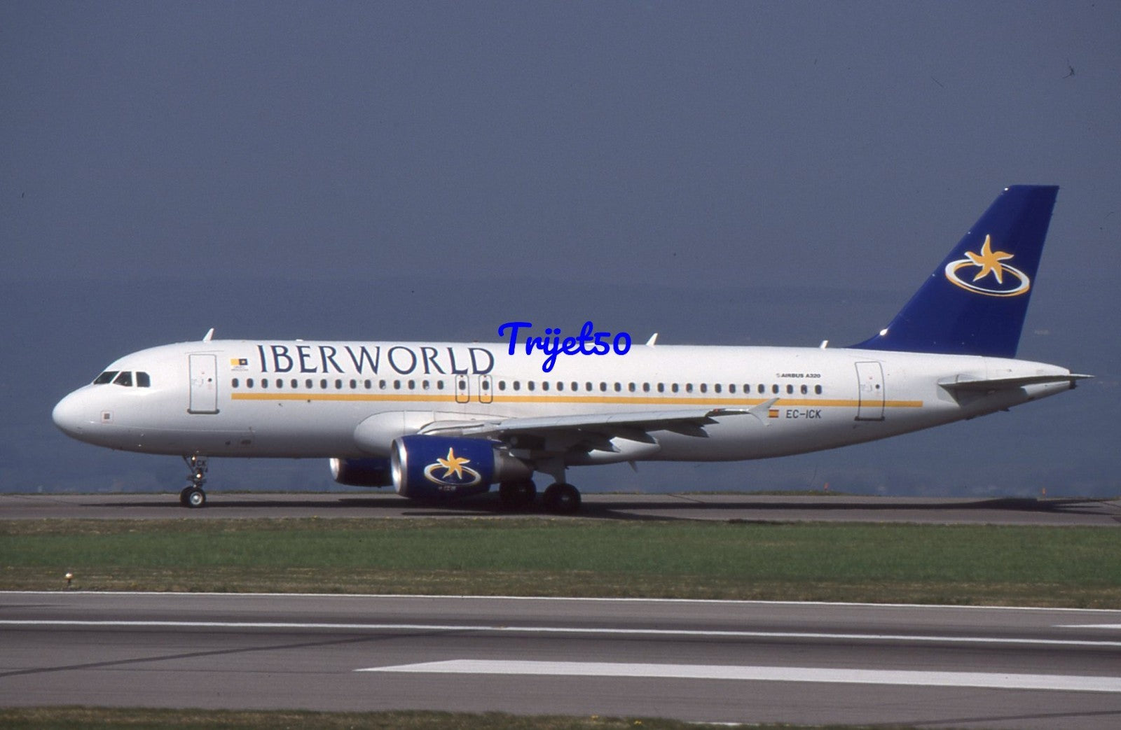 35mm Civil Aircraft Slide Airbus A320 Iberworld EC-ICK Bristol 2003