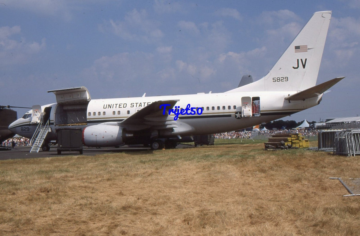 35mm Military Aircraft Slide Boeing C-40A 165829 Farnborough 2002