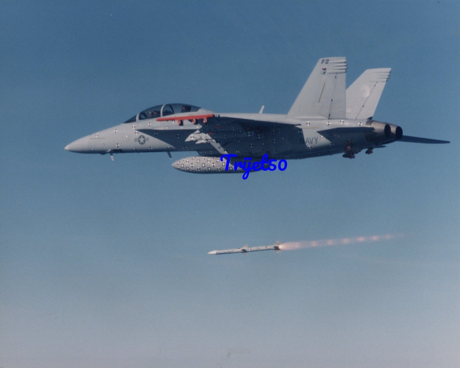 10x8 Colour Photo F/A-18 Super Hornet Test Aircraft FA-18F2 Live Fire AMRAAM