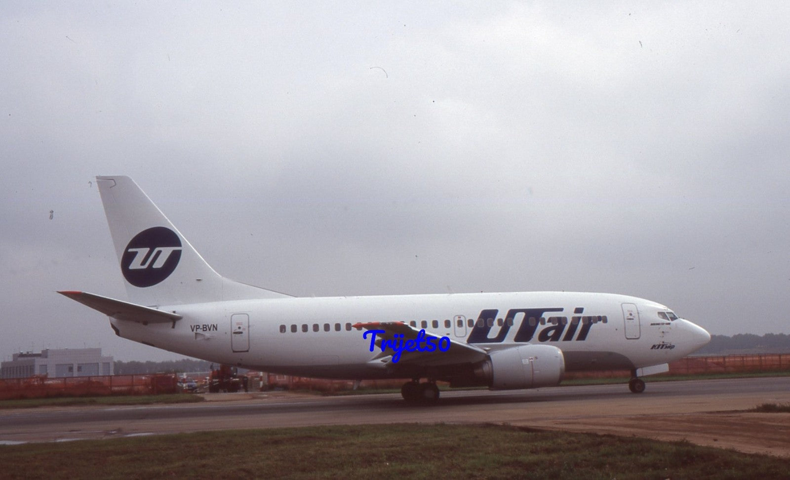 35mm Civil Aircraft Slide Boeing 737 VP-BVN UTair Moscow 2008