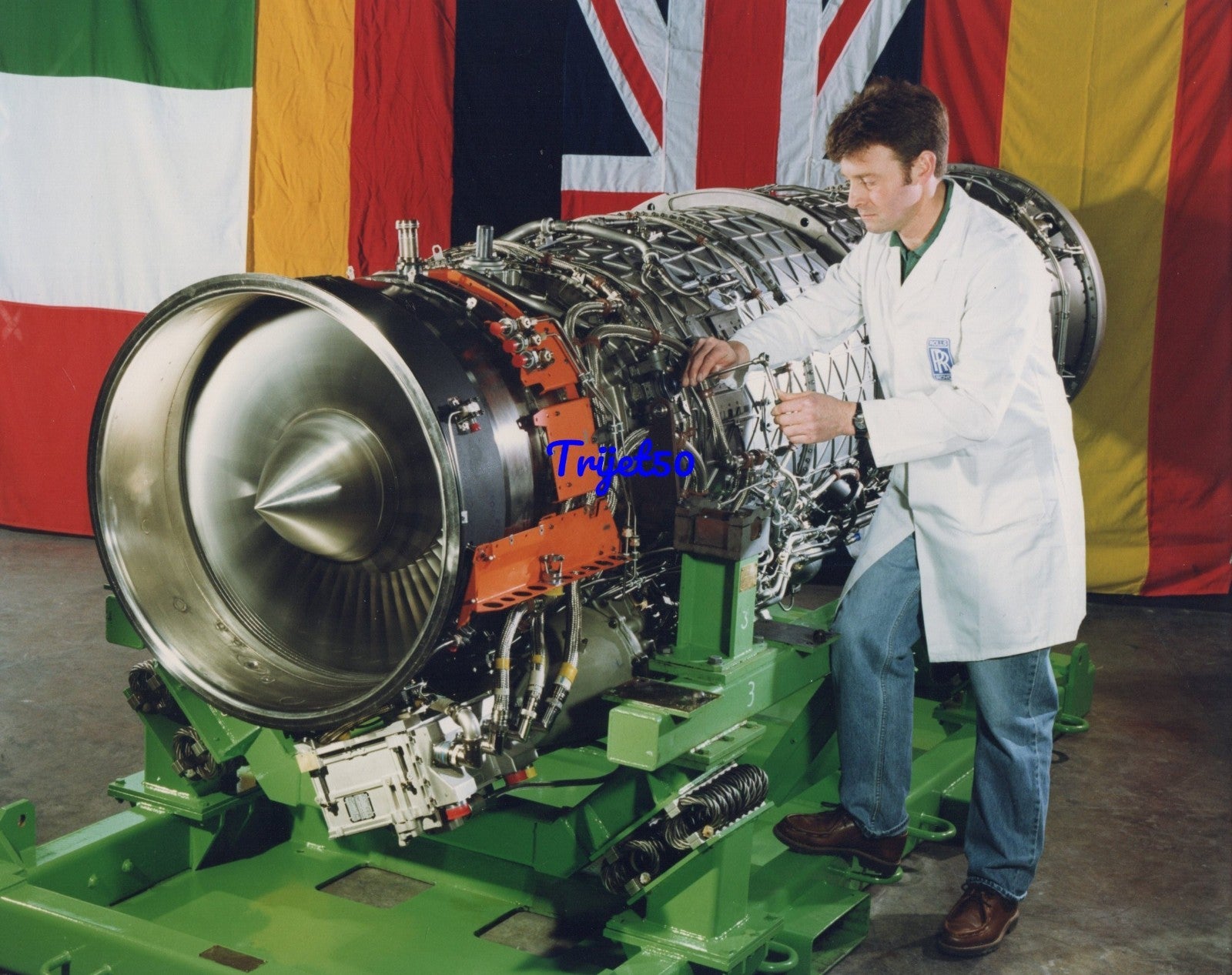 10X8 Colour Photo Rolls Royce EJ200 Engine for Eurofighter 2000
